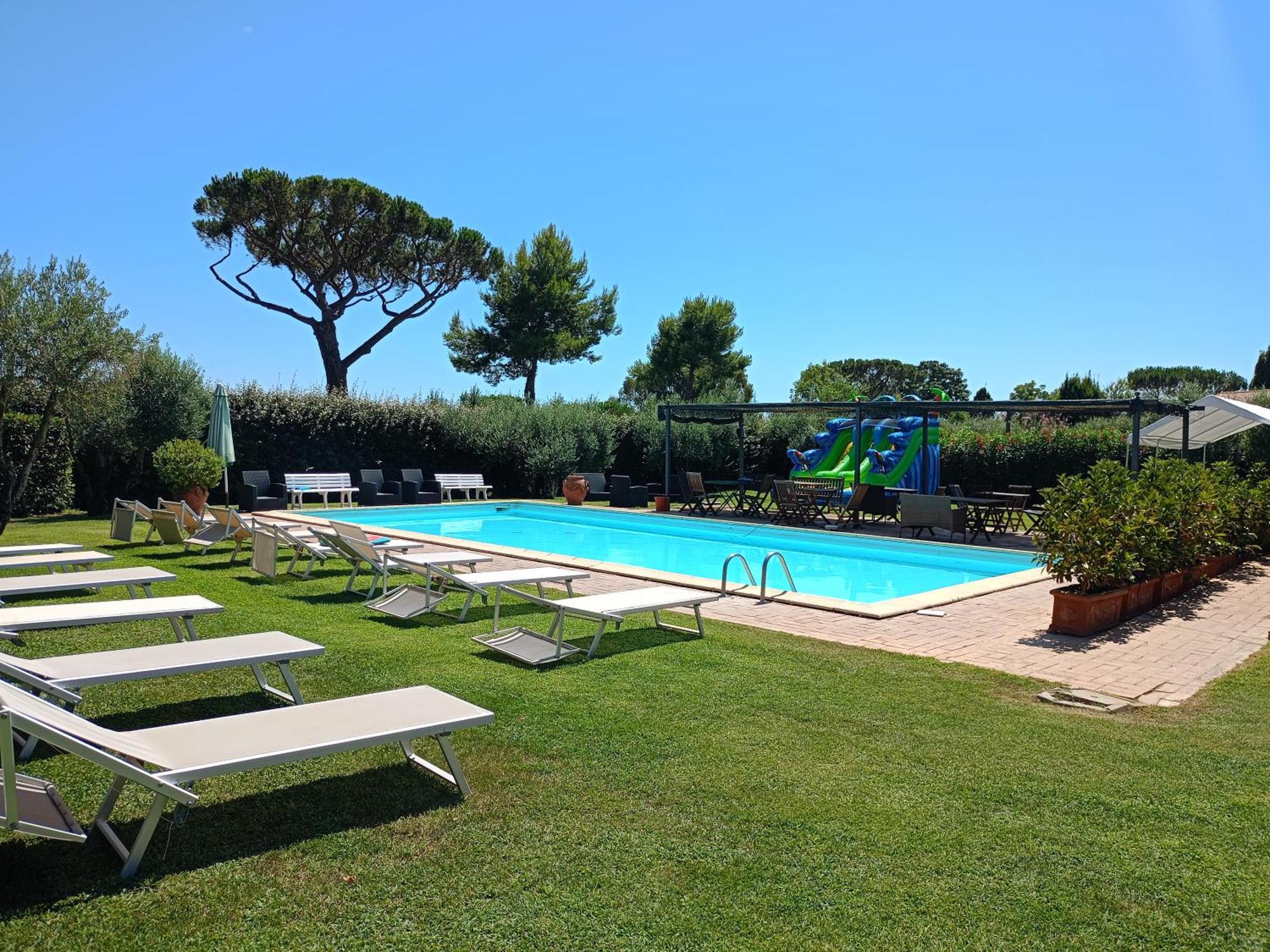 Casale Di Tormaggiore Villa And Country Suites Pomezia Exterior photo
