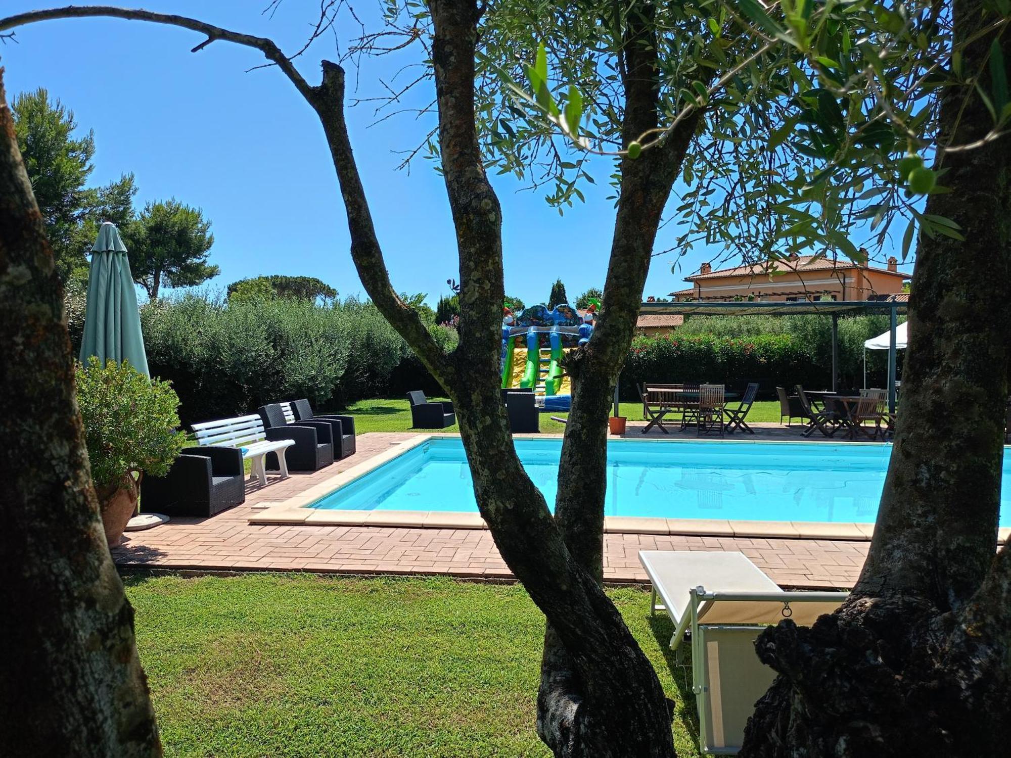 Casale Di Tormaggiore Villa And Country Suites Pomezia Exterior photo